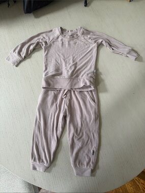 Kyte baby mauve Two-Piece Lounge Set size 6-12